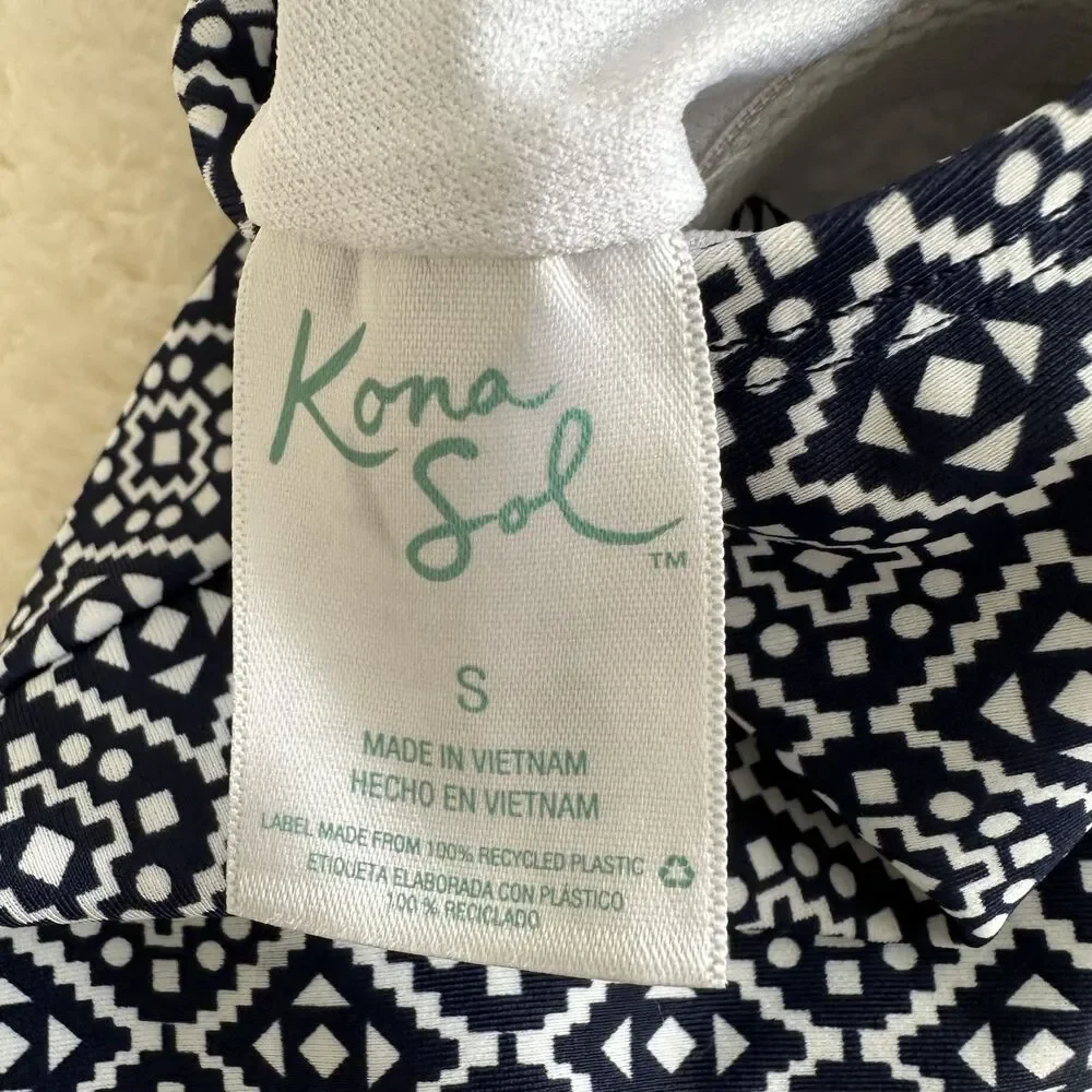 Kona Sol Tankini Swim Top Sz S Navy White Geometric Print Padded Halter Beach